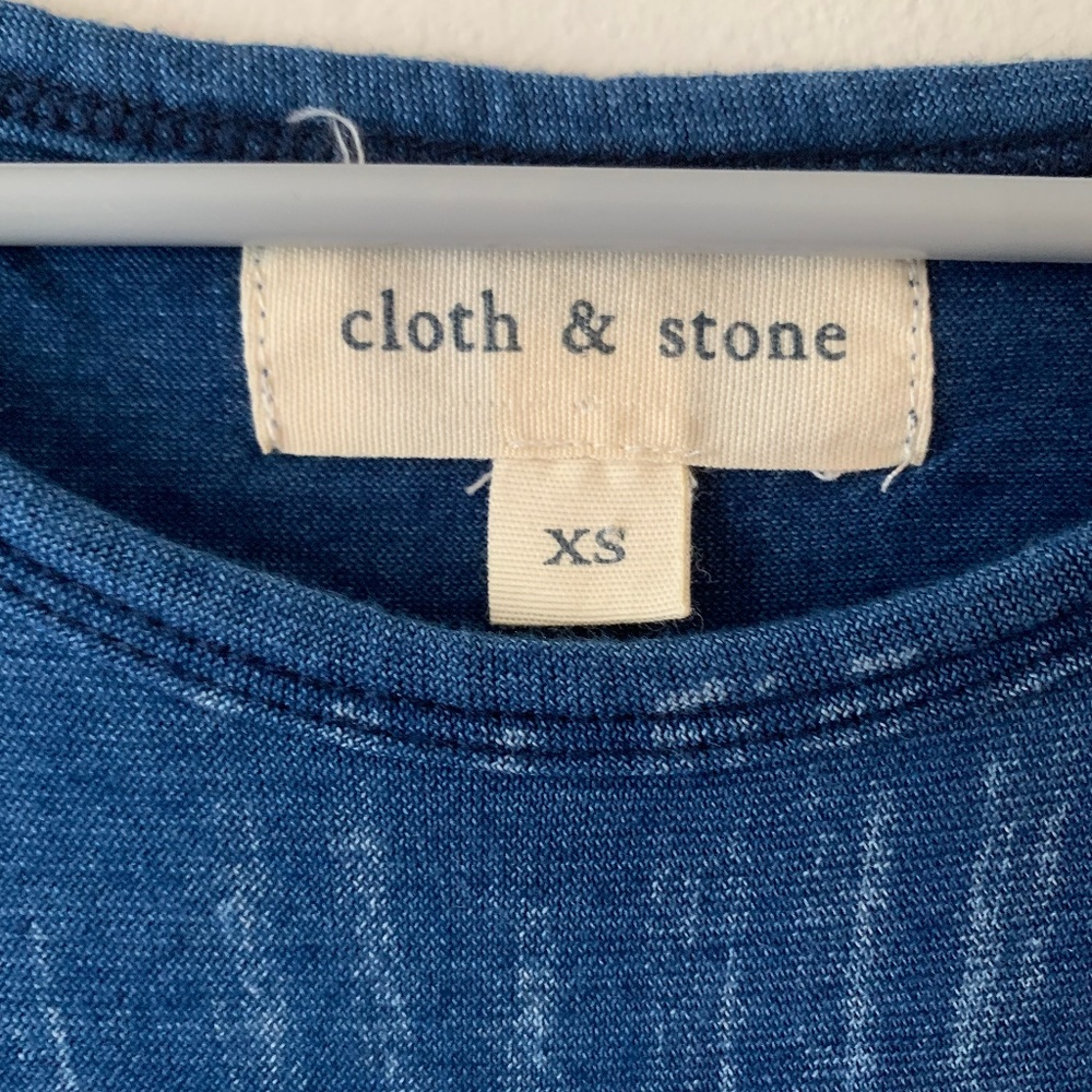Cloth & Stone Top with Cross/Split Back